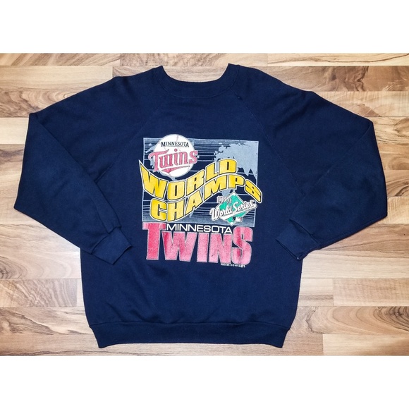 Vintage Other - Vintage Minnesota Twins MLB Sweatshirt. Amazing!